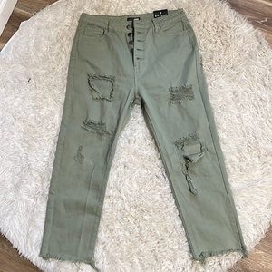 Fashion Nova Jeans size 9 Brand new with tags NEVER WORN!